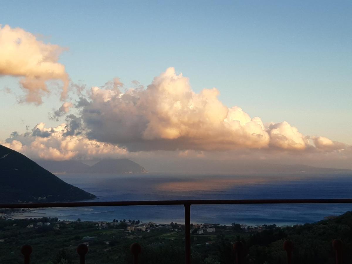 Vasiliki View Villa Ágios Pétros Екстериор снимка